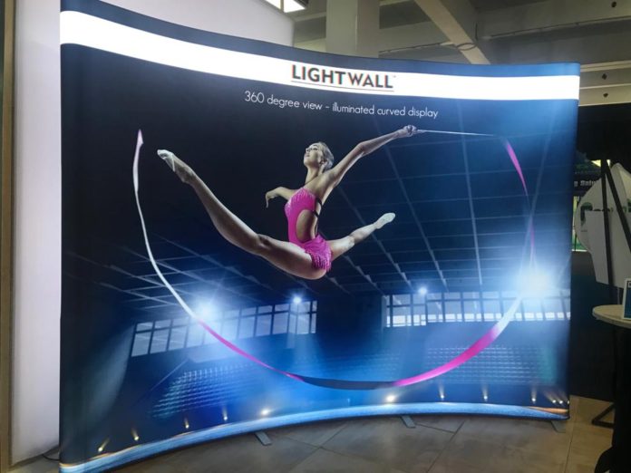 Lightwall Launches Illuminated Curved Pop-Up System